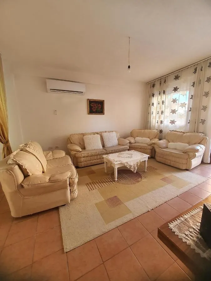 Spacious House With A Big Garden And Fire Pit contacts